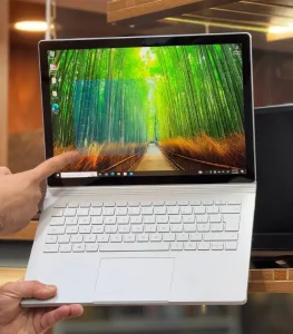 Microsoft Surface Book 2