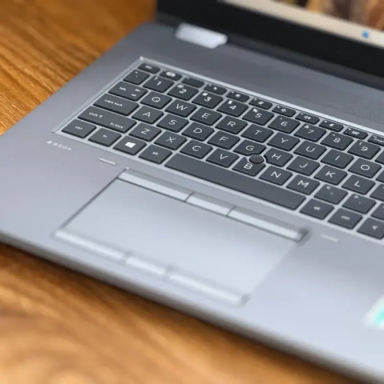 HP ZBOOK FURY 17 G7