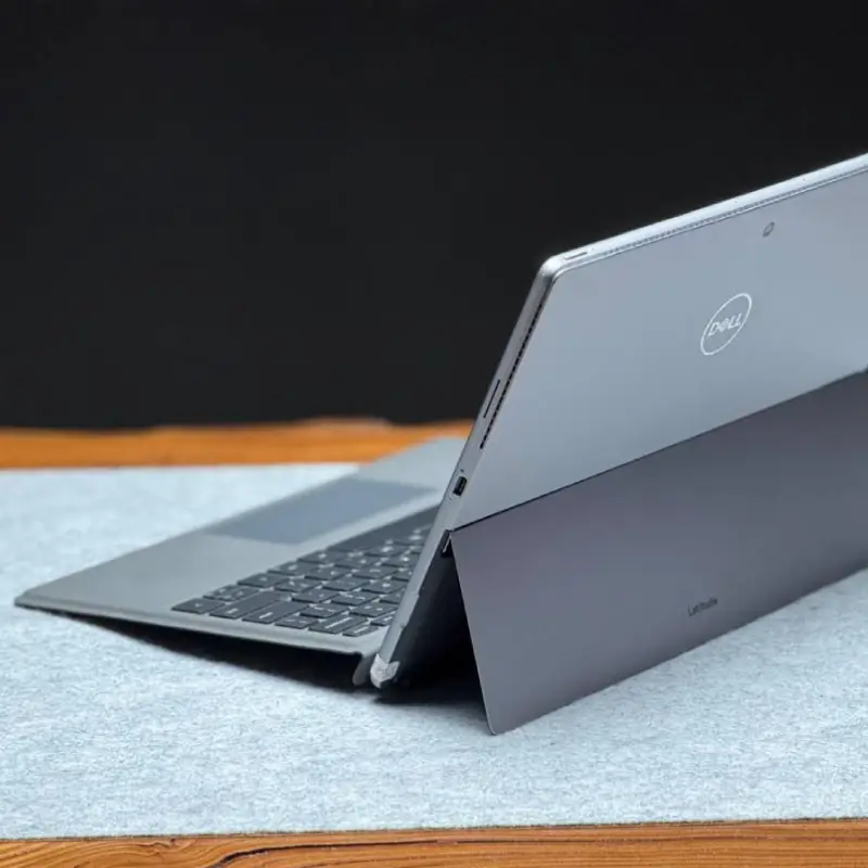 DELL LATITUDE 7320 -5 DELL LATITUDE 7320